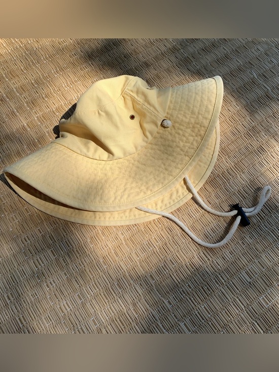 GAP Accessories - Cotton Gap Spring Summer Brim Hat in Light Yellow